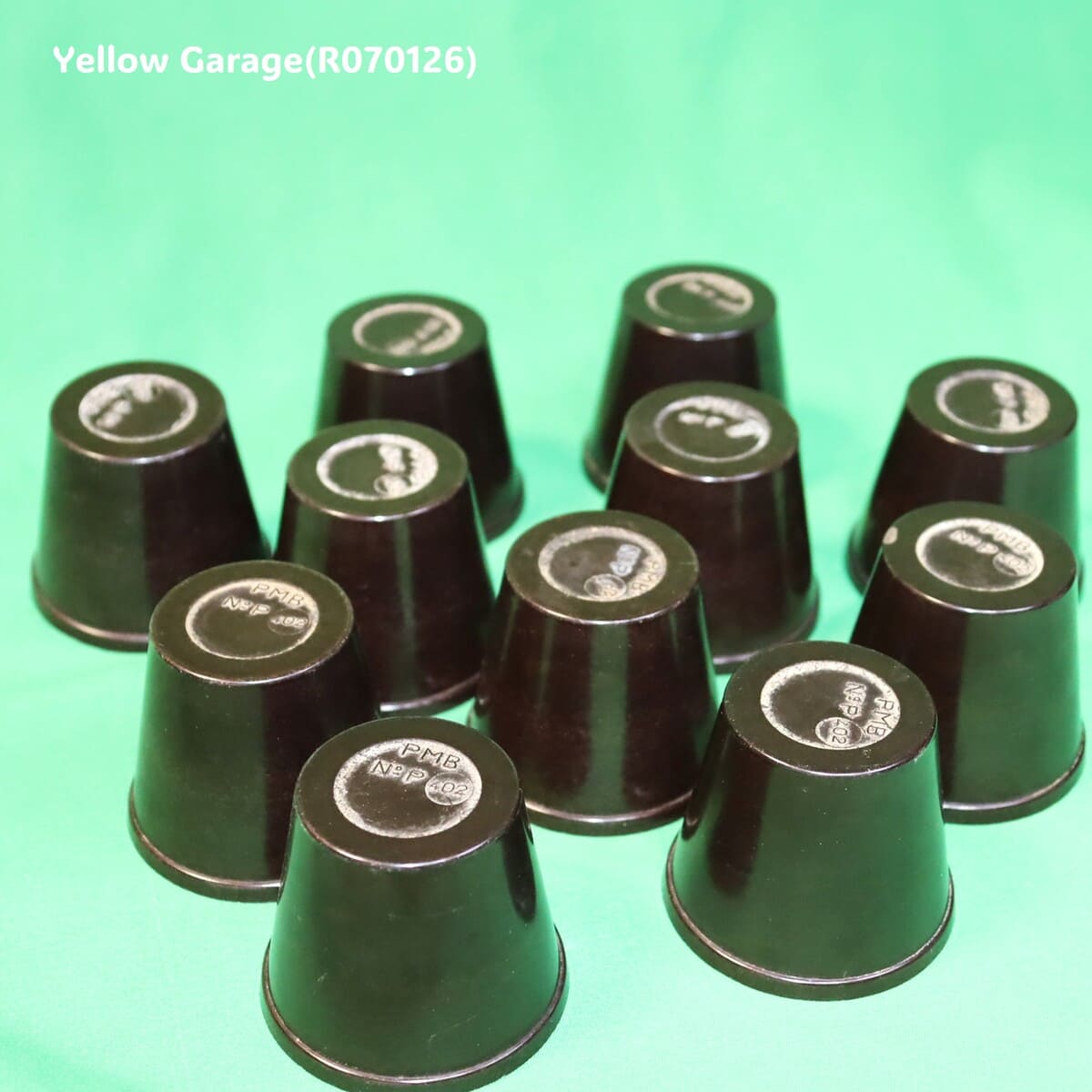 ベークライト製のチョコレートモールド＿全部下向き