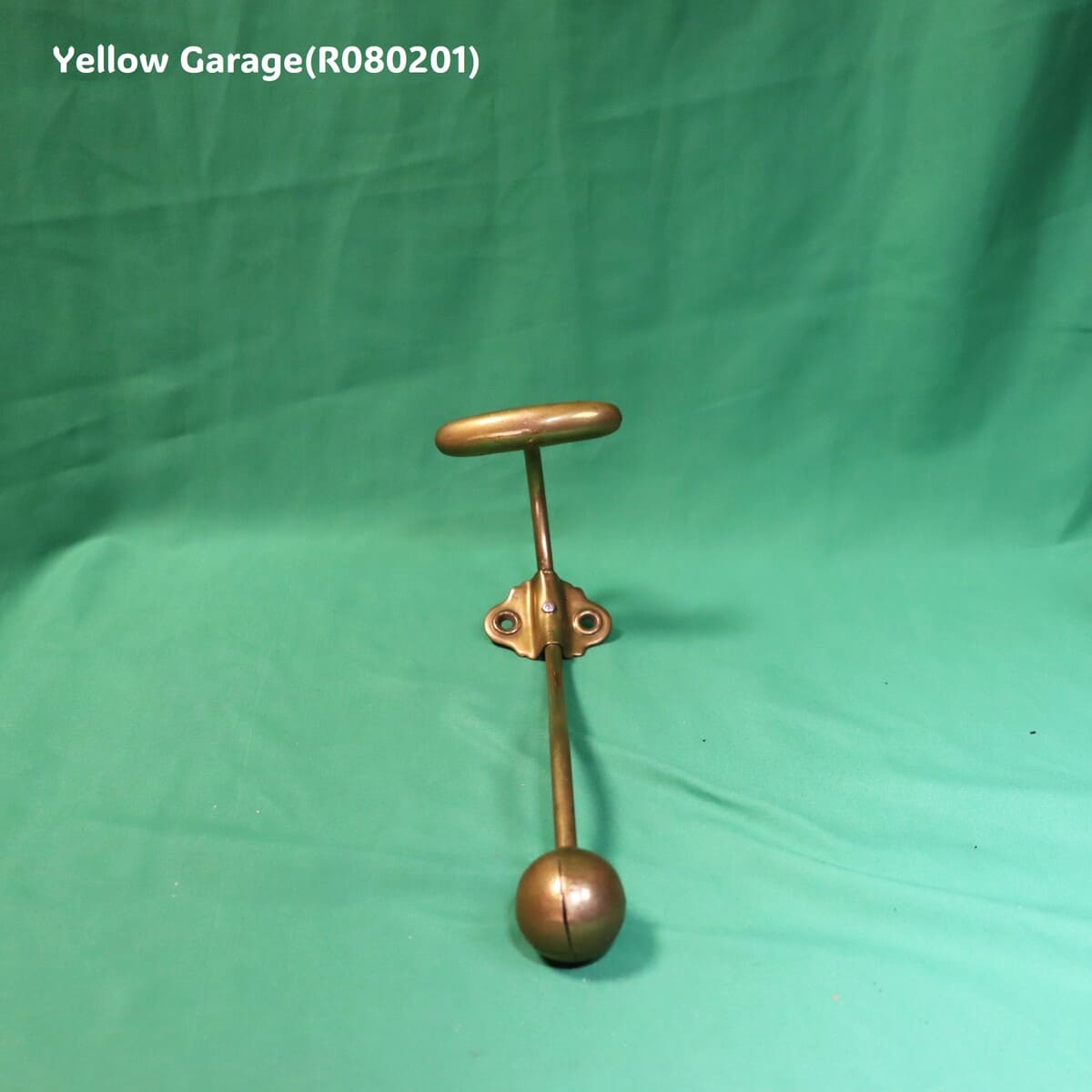 19世紀末から20世紀初頭のフランスで製造されたアンティークの壁付けフック＿下