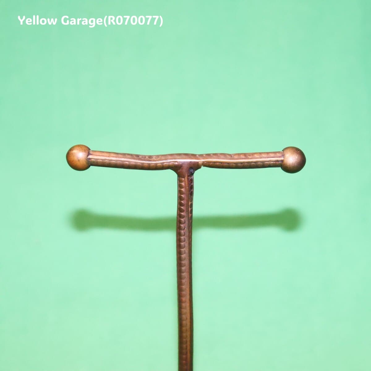 アンティーク 真鍮製アクセサリースタンド（縞模様デザイン）