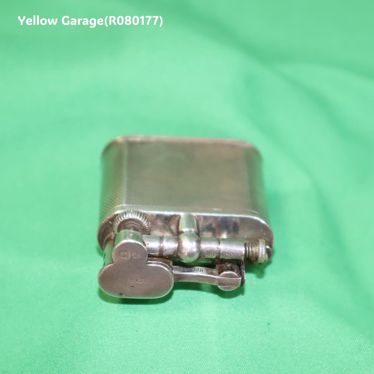 英国 Dunhill による「Dunhill Sport」オイルライター＿頭