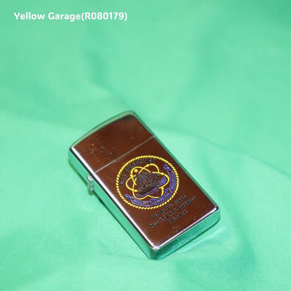 ZIPPO 社製1967年製スリムタイプ・オイルライター＿本体左上
