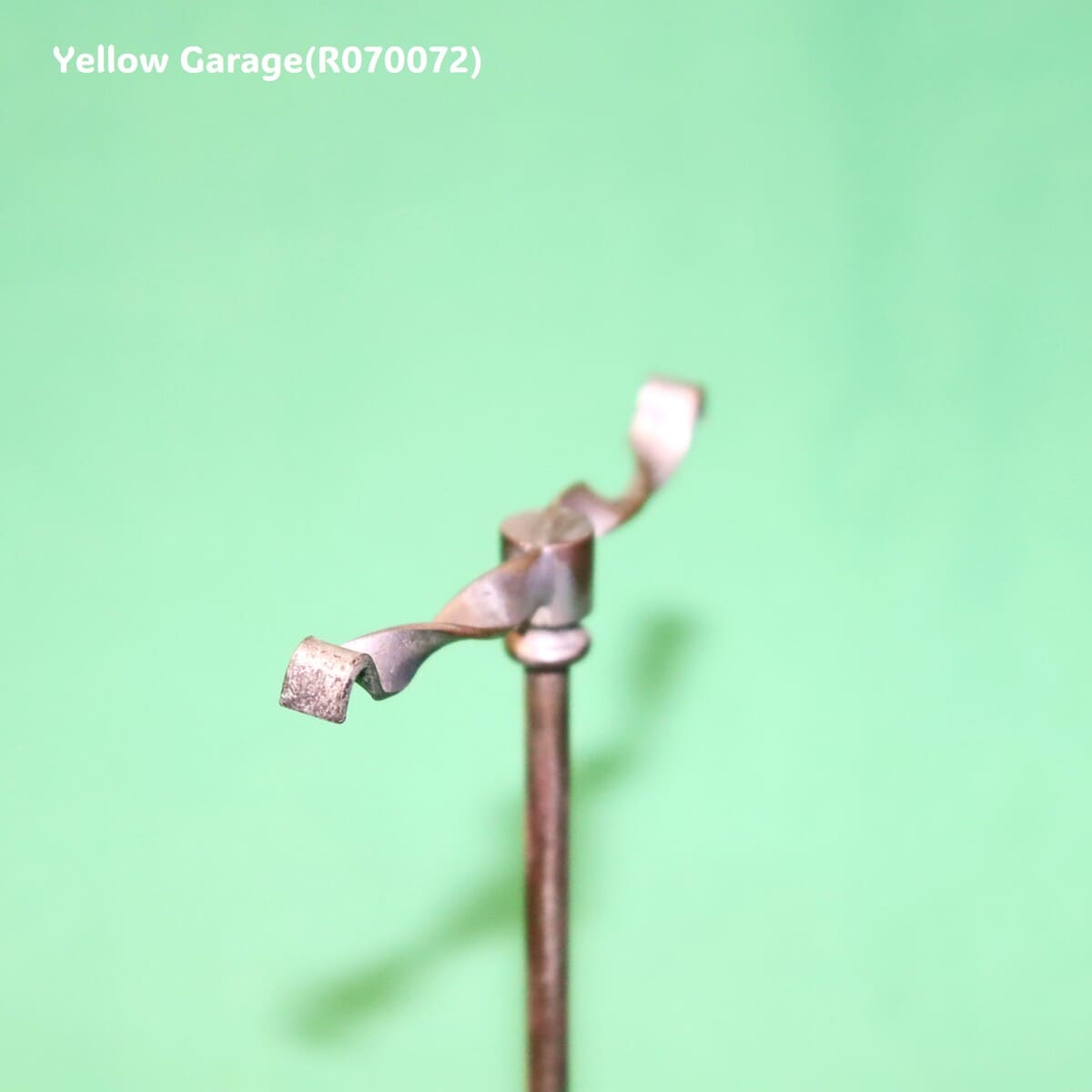 【真鍮製】アンティーク アクセサリースタンド（ツイストバータイプ）