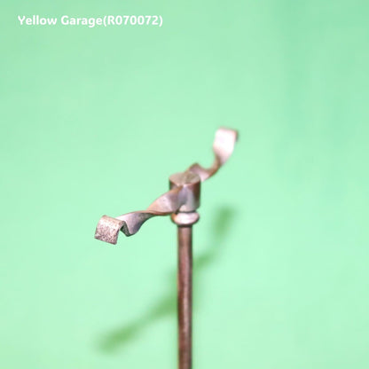 【真鍮製】アンティーク アクセサリースタンド（ツイストバータイプ）