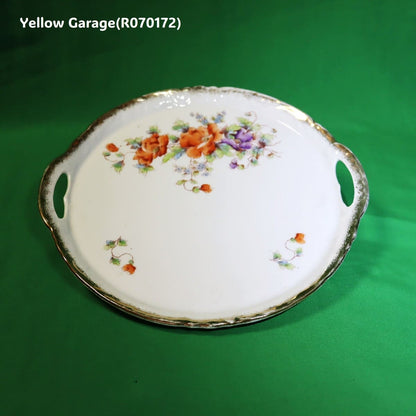 小振りなサイズが特徴のアンティーク・ティーセット＿トレイ全体