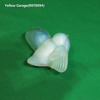 Sabino France製 オパルセントガラス小鳥像 “Oiseau aux Ailes Déployées”