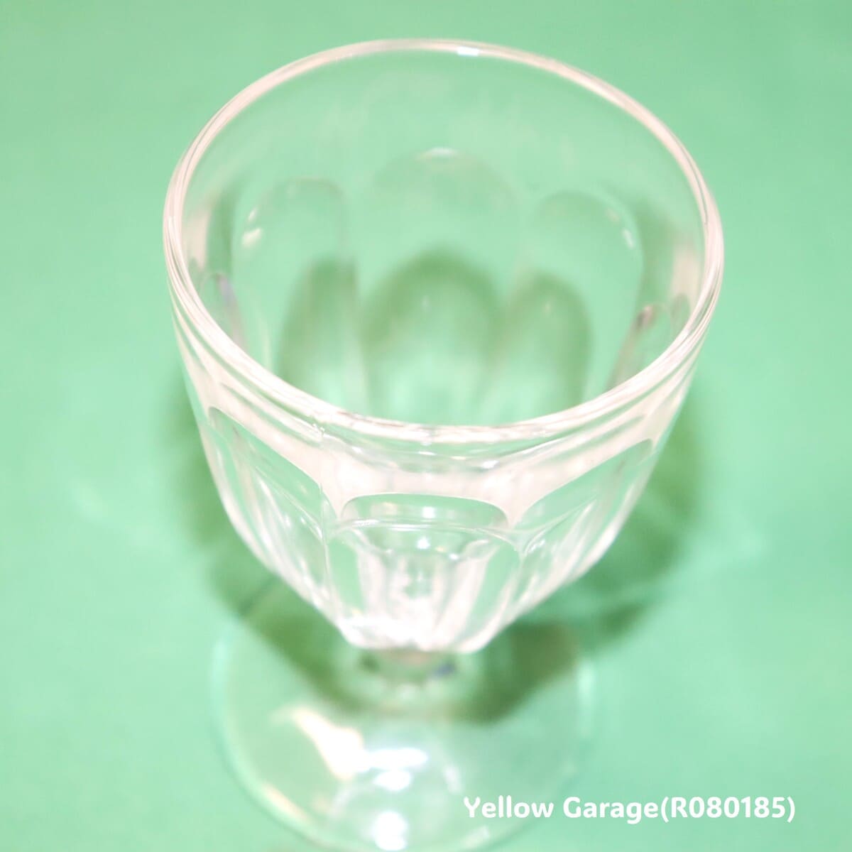 フランスの老舗ガラスメーカー「リュミナルク」によるクラシカルなデザインのワイングラス6客セット_口アップ