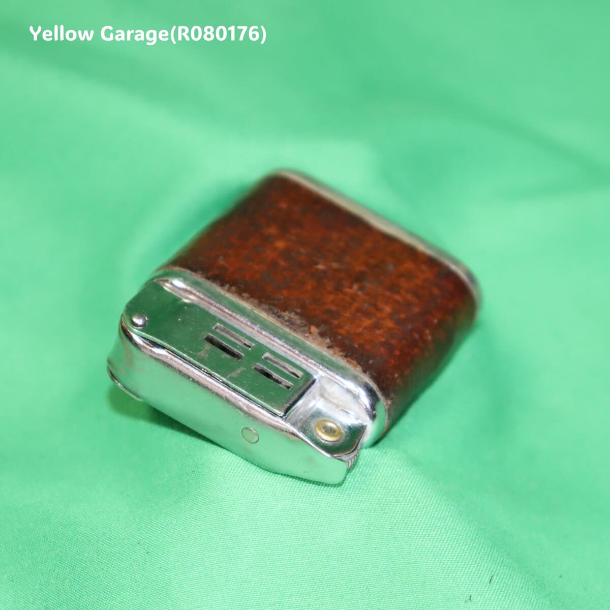 アメリカ製のヴィンテージ・オイルライター「BEATTIE JET LIGHTER＿左下