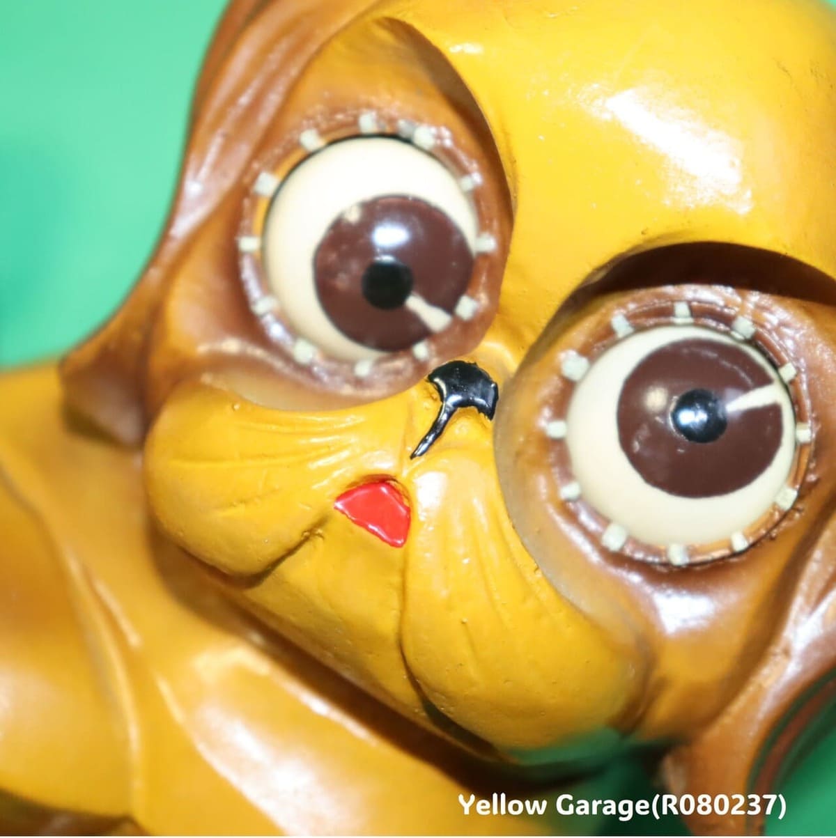 1920〜1940年代頃にドイツのOswald社によって製造されたとされる非常にユニークなアンティーク置時計_アップ正面