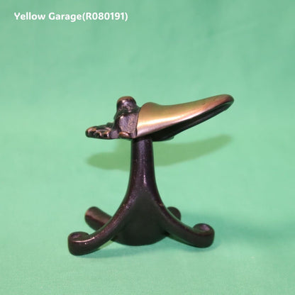 1960年代にオーストリアで制作されたWalter Bosse（ウォルター・ボッセ）によるオリジナルのビエンナブロンズ製ノーム（小人）フィギュア＿後ろ