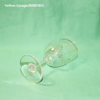 1936年以前に製造されたと考えられるオールド・バカラのワイングラス_口右上
