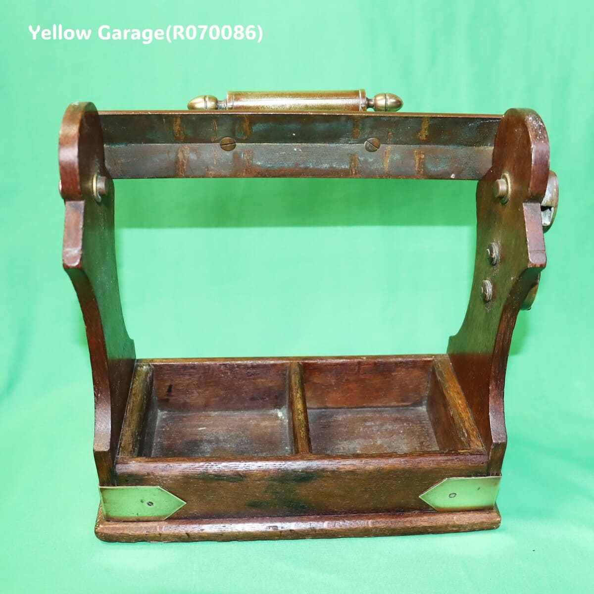 ロック付きアンティークデキャンタ・キャディ・フレーム正面