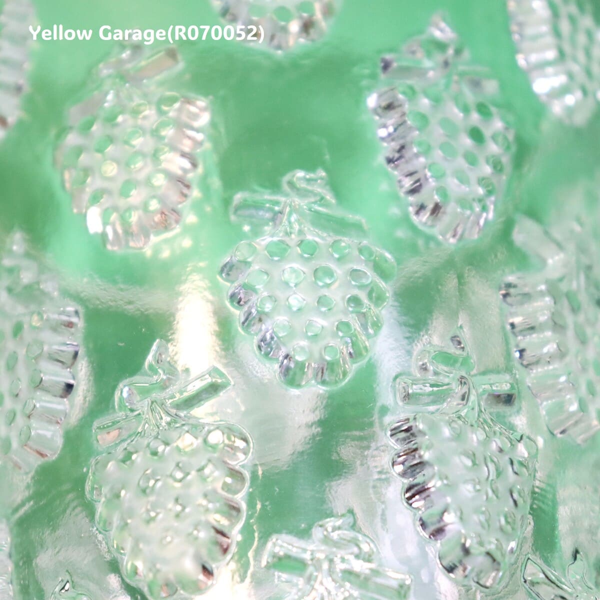 【ヴィンテージ】葡萄レリーフ ガラスタンブラー 高さ約14cm アンティークグラスアップ