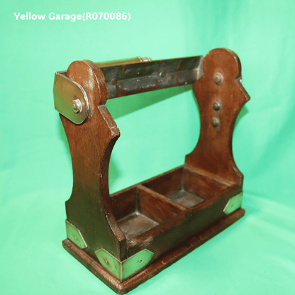 ロック付きアンティークデキャンタ・キャディ・フレーム左