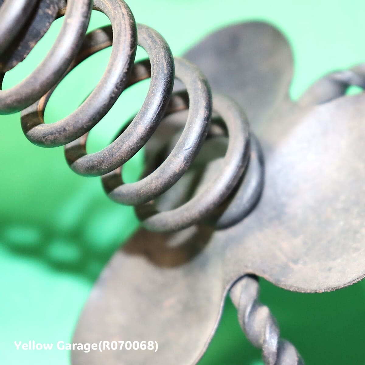 アンティーク 鉄製スプリングキャンドルスタンド