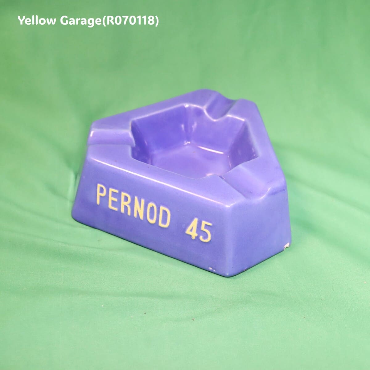 ヴィンテージ PERNOD 45 アッシュトレイ（フランス製 ブルー陶器）