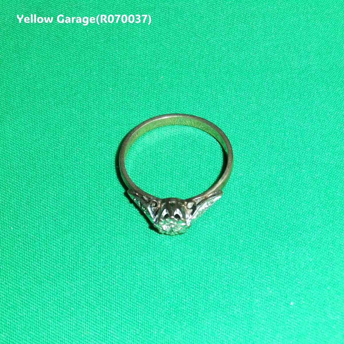 イギリス・バーミンガムで製作されたと推定されるアンティークダイヤモンドリング