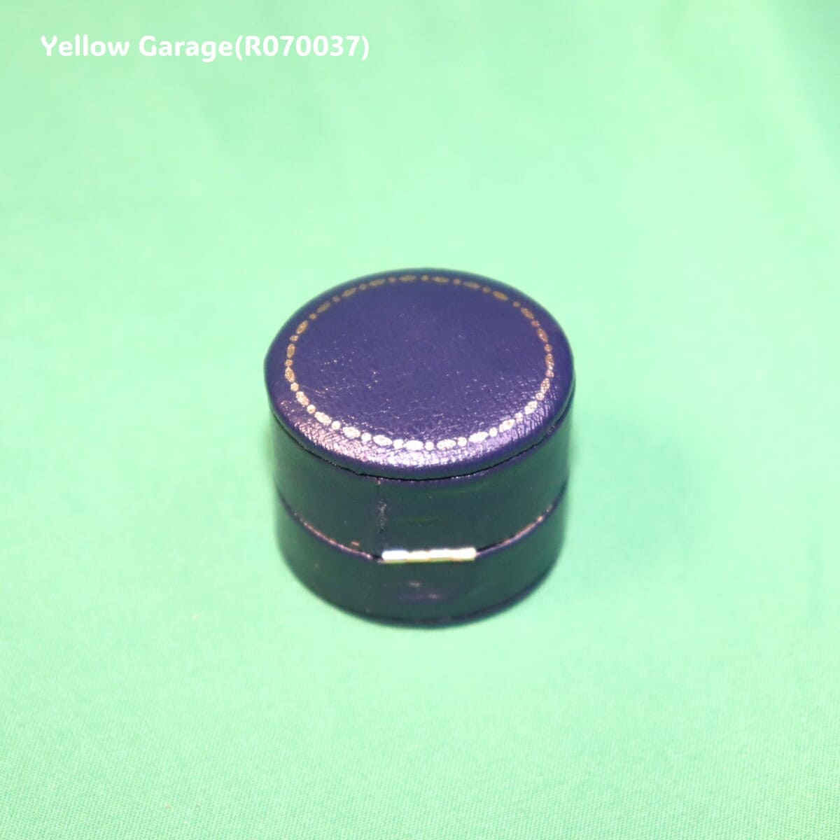 アンティーク イギリス製 ダイヤモンドリング（専用ケース付き）