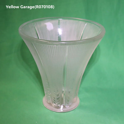 ルネ・ラリックによるフランス製のアンティークガラスベース