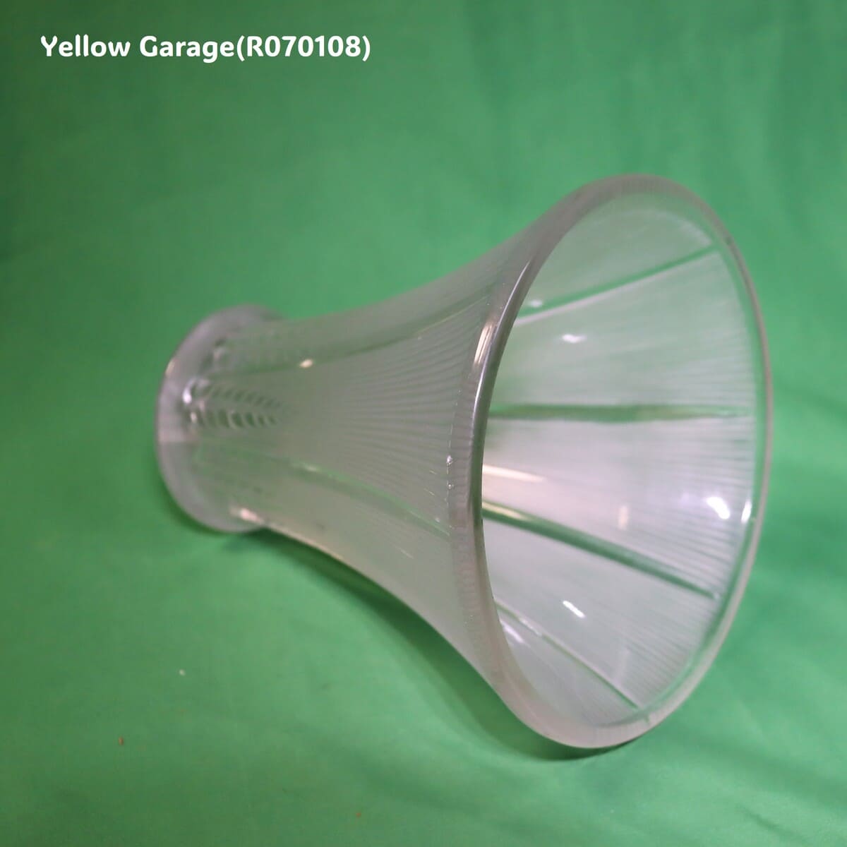 ルネ・ラリックによるフランス製のアンティークガラスベース