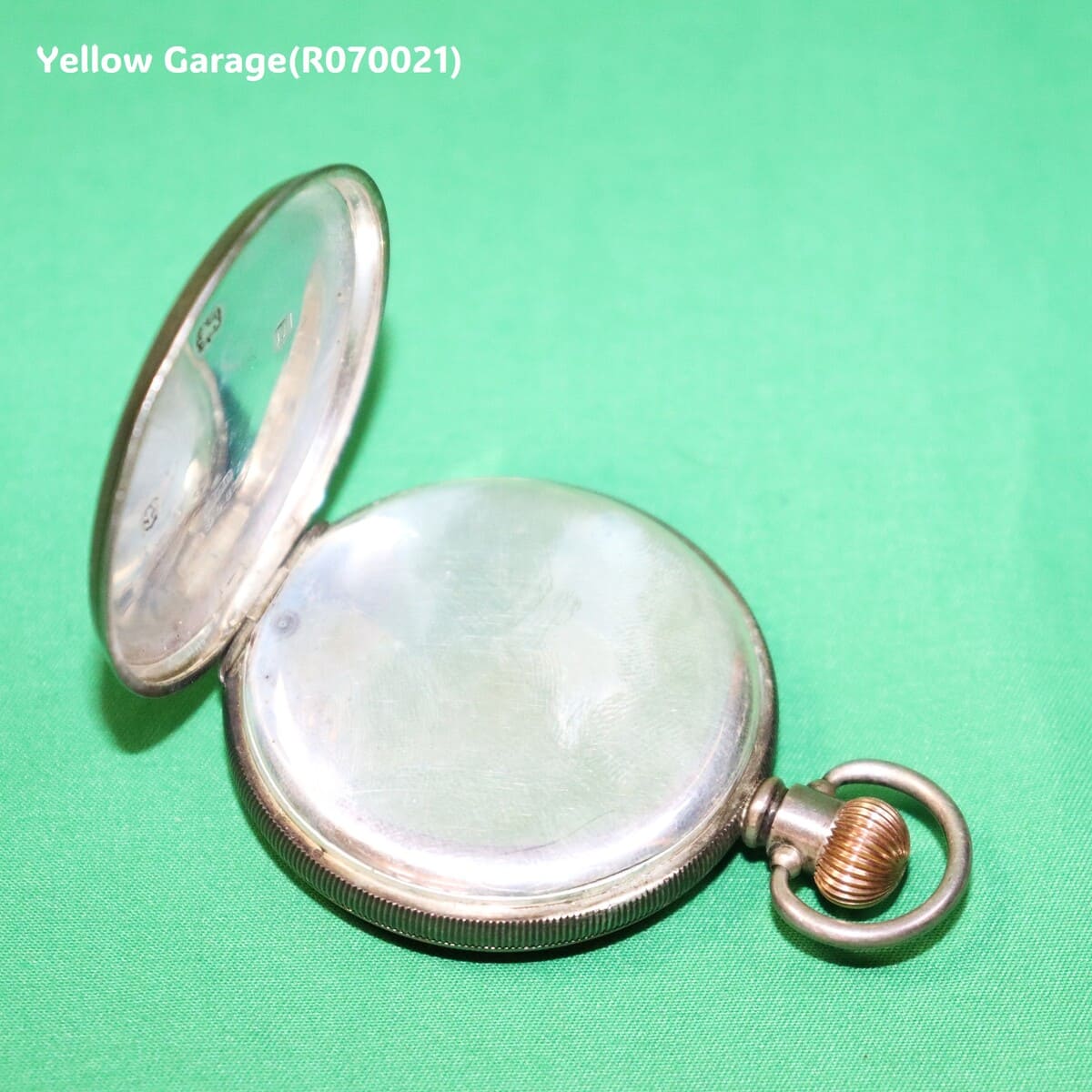 英国ホールマーク純銀ケース × スイス製ムーブメント