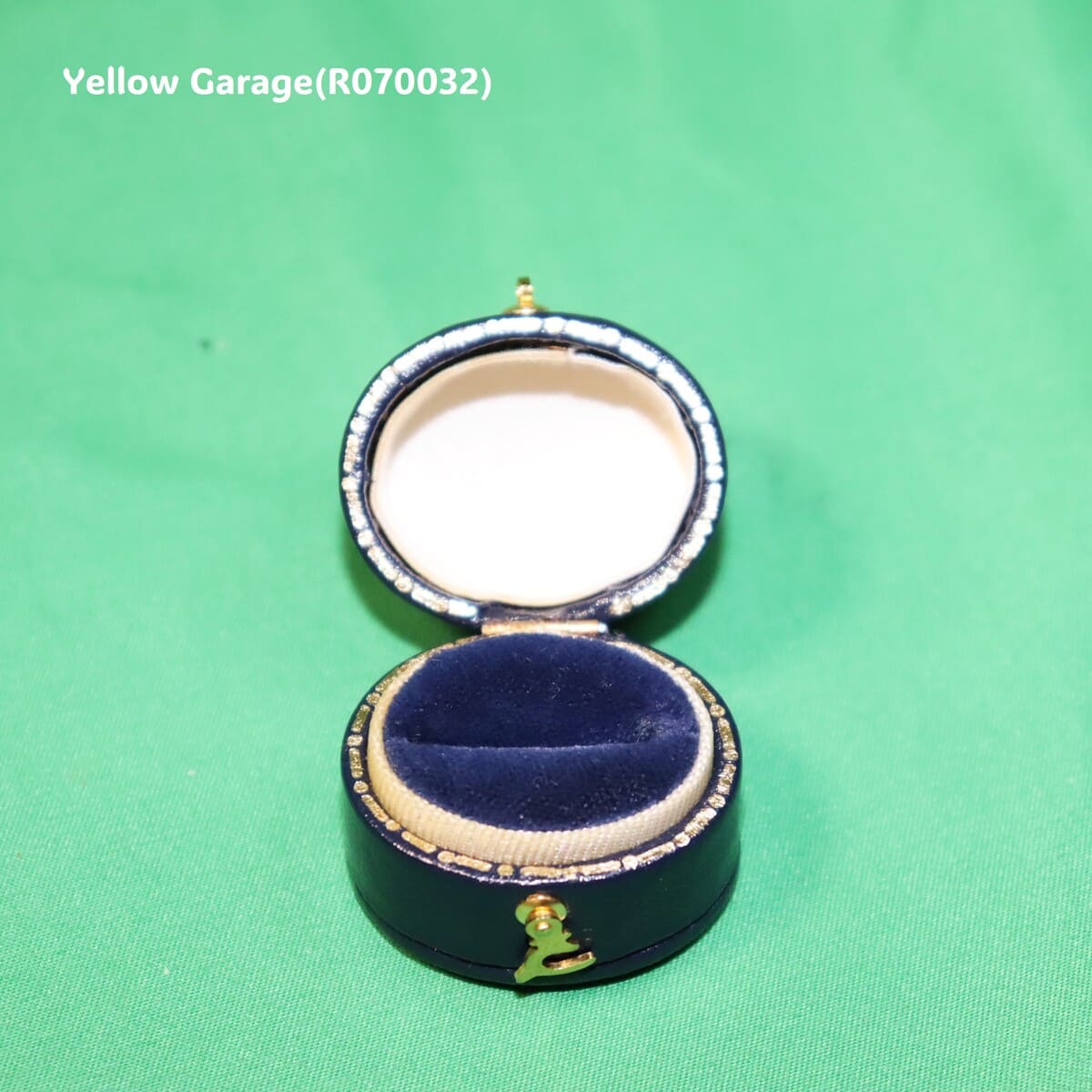 イギリス製ヴィンテージリング オーストラリア産オパール＆ルビー（K9ゴールド・1970年代・Birmingham刻印） 専用ケース付き