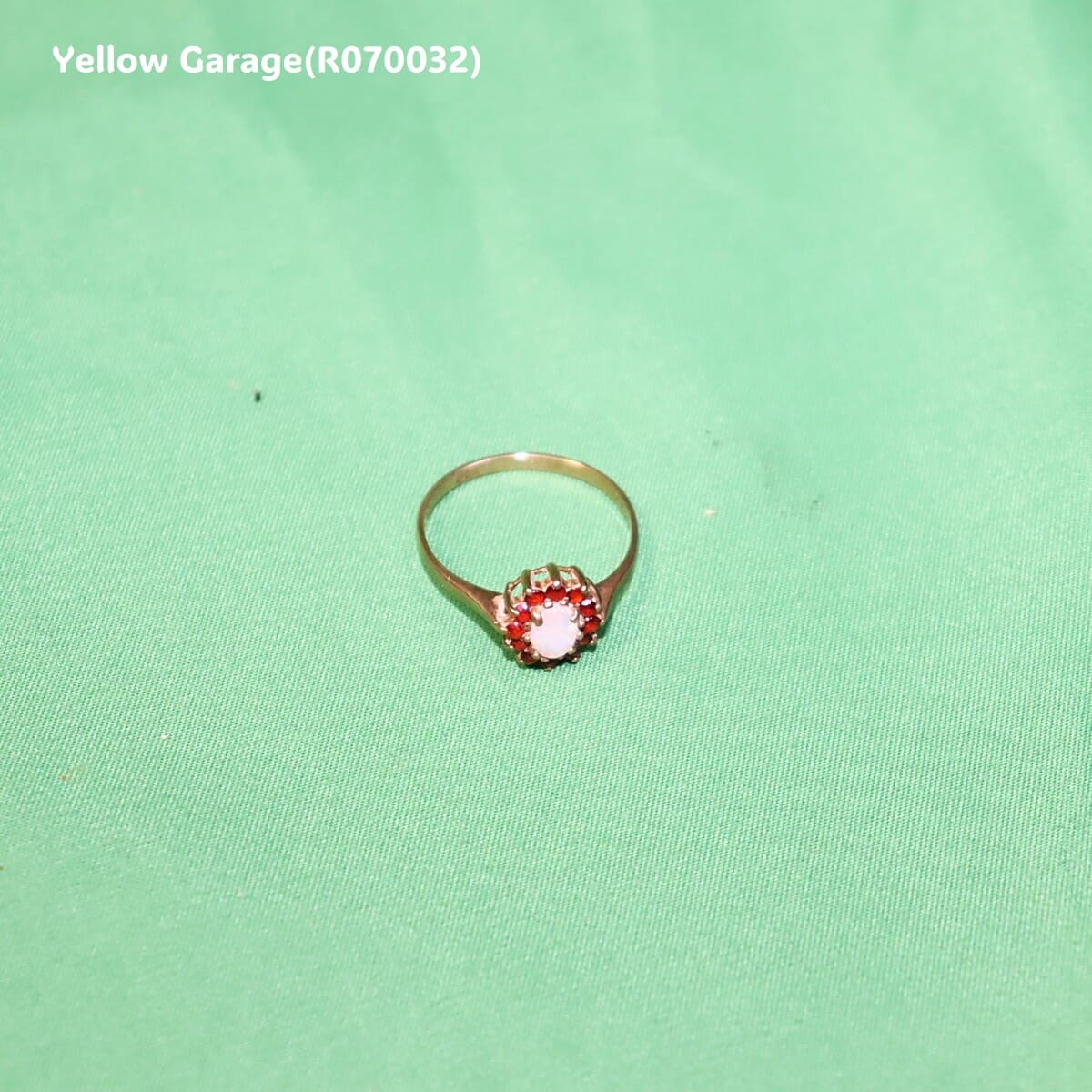 イギリス製ヴィンテージリング オーストラリア産オパール＆ルビー（K9ゴールド・1970年代・Birmingham刻印） 専用ケース付き