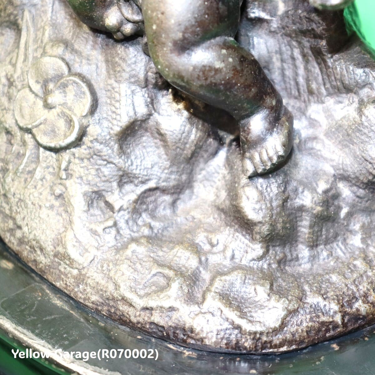 静寂の中に漂うアンティークの優雅さ