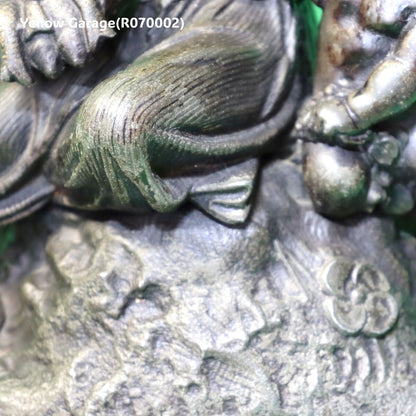 静寂の中に漂うアンティークの優雅さ