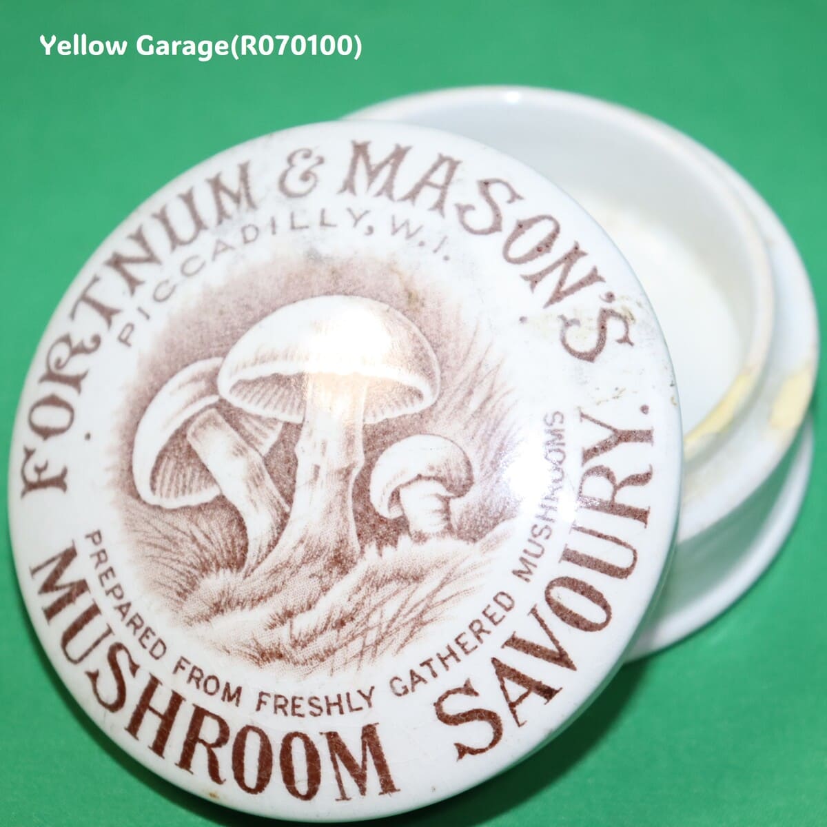 フォートナム＆メイソン 陶器製マッシュルーム・セイヴォリーポット（アンティーク）