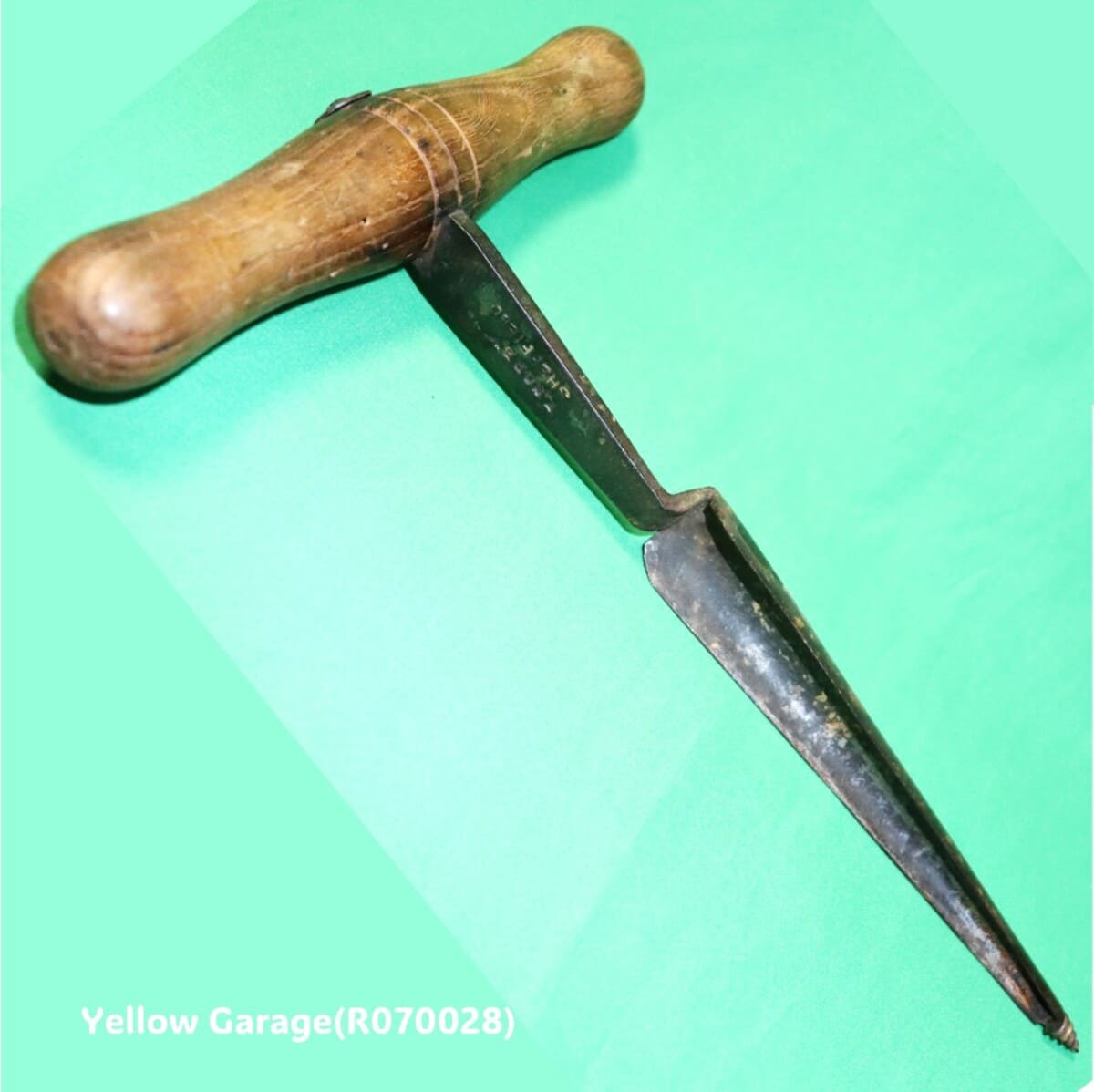 時を刻む鉄の重み