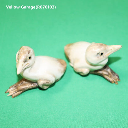 【東山作】雛鶴（ひなづる）陶器製 一対（共箱付き）