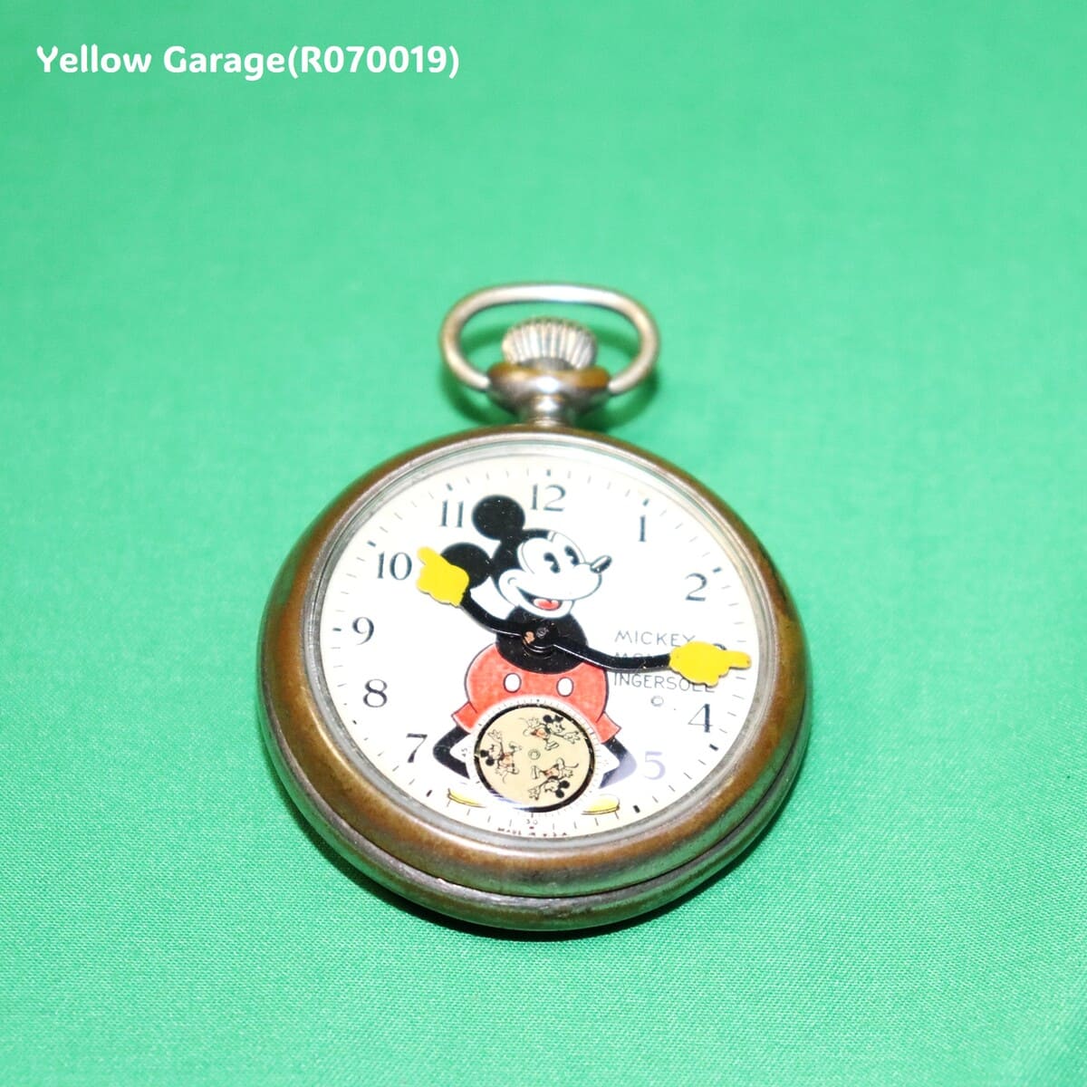ミッキーが時を刻む、夢と歴史の懐中時計