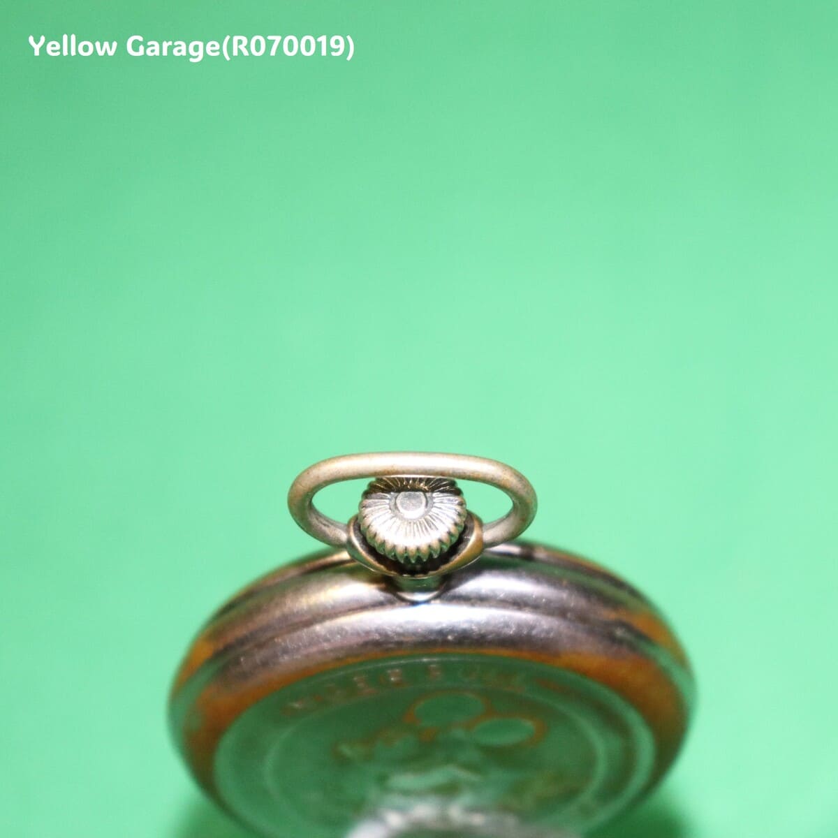 ミッキーが時を刻む、夢と歴史の懐中時計