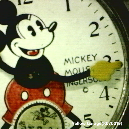 ミッキーが時を刻む、夢と歴史の懐中時計