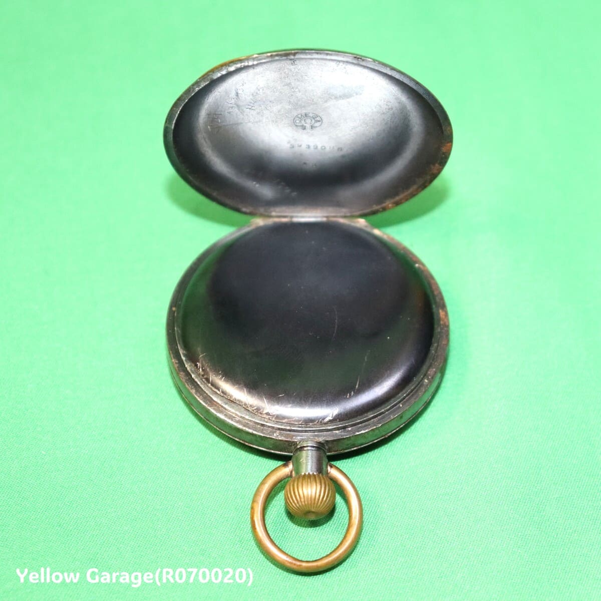 100年以上の時を刻む ― OMEGA ガンメタル懐中時計