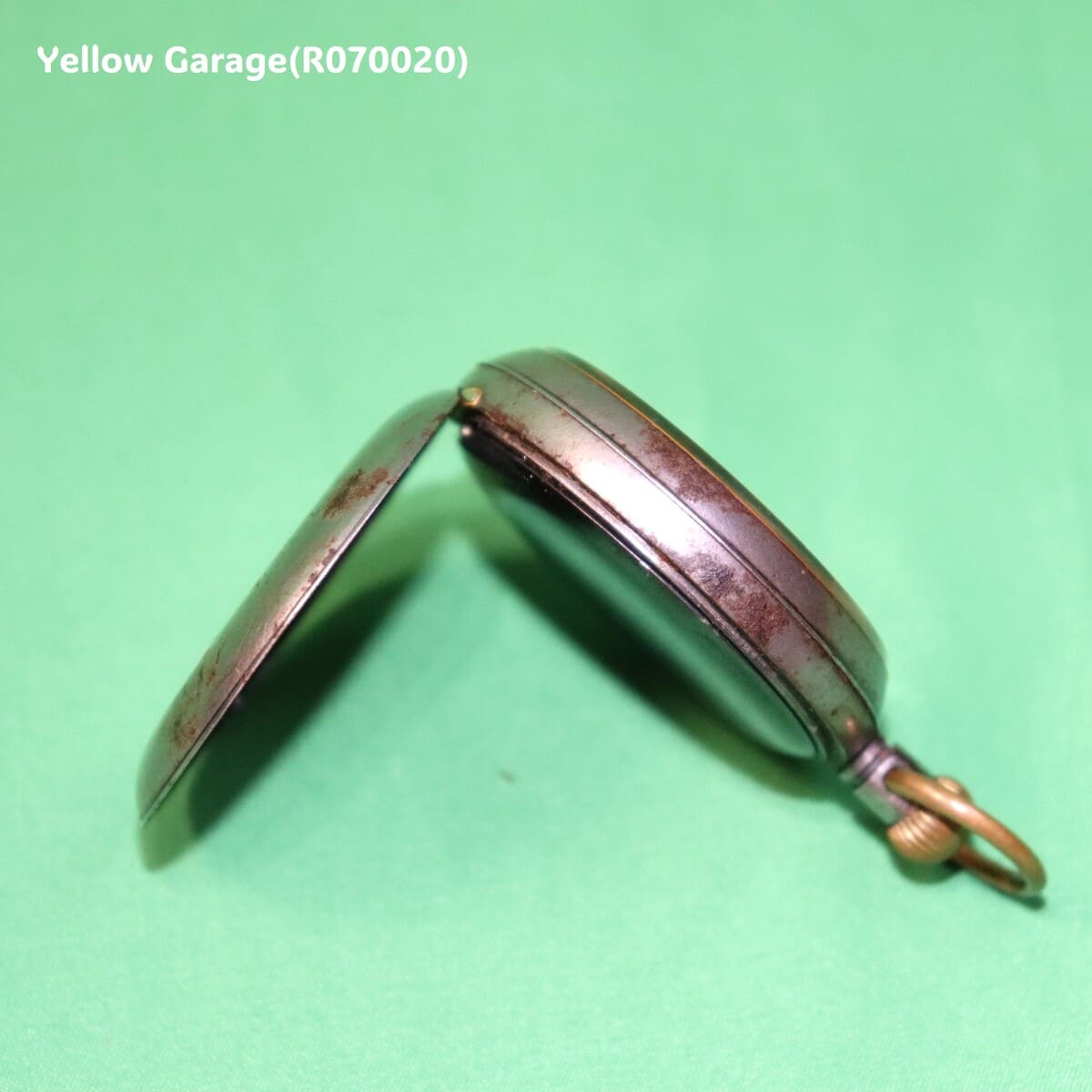 100年以上の時を刻む ― OMEGA ガンメタル懐中時計