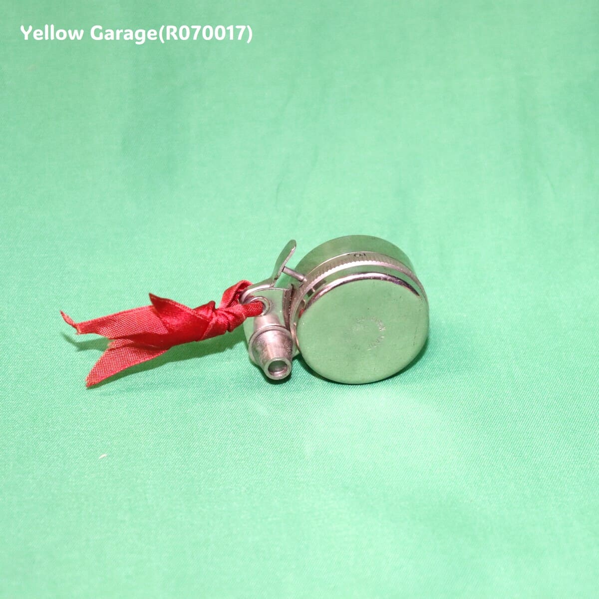 手のひらサイズに宿る戦後の記憶