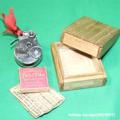 手のひらサイズに宿る戦後の記憶