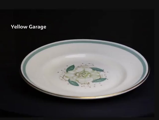 イギリスを代表する陶磁器デザイナー、Susie Cooper（スージー・クーパー） の「Gardenia（ガーデニア）」シリーズのヴィンテージ・ソーサー