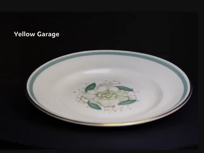 イギリスを代表する陶磁器デザイナー、Susie Cooper（スージー・クーパー） の「Gardenia（ガーデニア）」シリーズのヴィンテージ・ソーサー