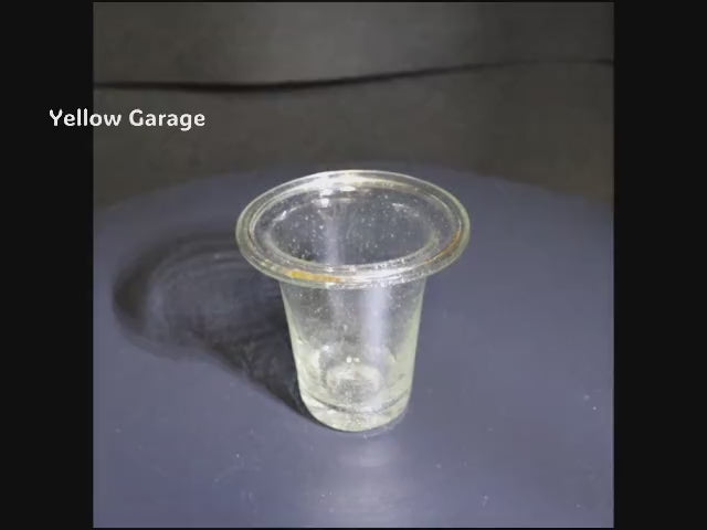 「トランペット型」の形状を持ち、薬局・研究室・調剤所で使われていた小型ビーカー_動画