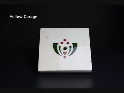 アールデコの息吹を纏う、小さな芸術品