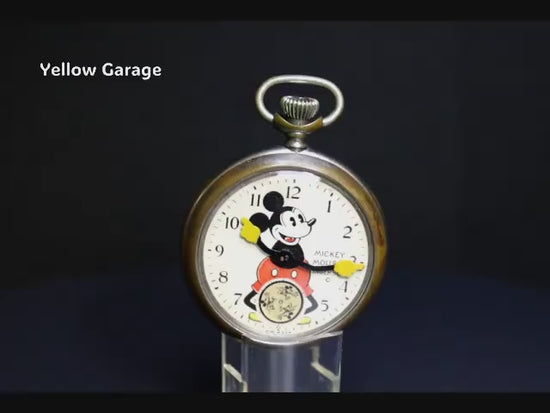 ミッキーが時を刻む、夢と歴史の懐中時計