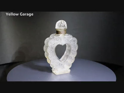 ニナ・リッチ × ラリック アールデコ香水ボトル「COEUR JOIE（喜びの心）　動画