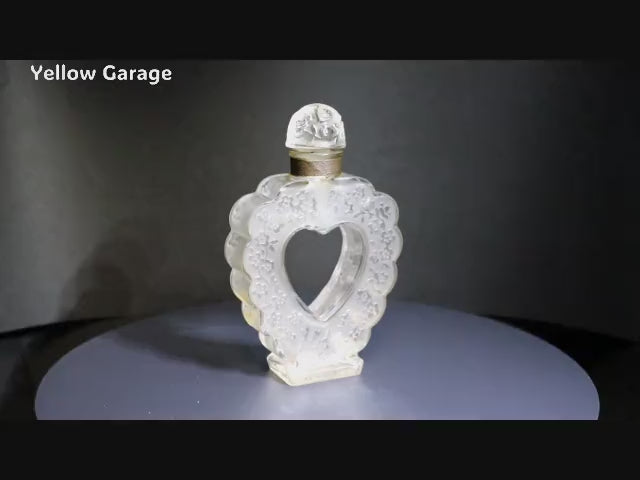 ニナ・リッチ × ラリック アールデコ香水ボトル「COEUR JOIE（喜びの心）　動画