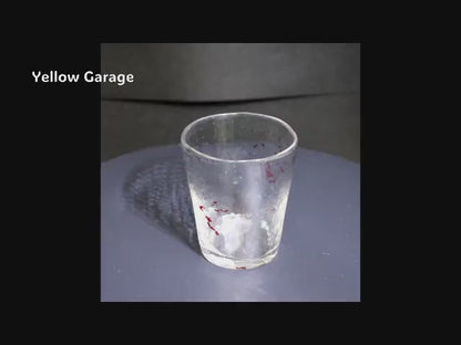 ヨーロッパの古き良き時代に吹きガラス技法で作られた小ぶりなグラス＿動画