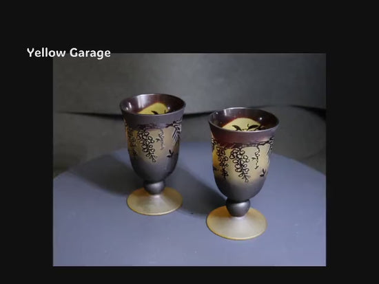 すりガラスに浮かぶ植物文様
小さなグラスに込められた優雅な時間動画