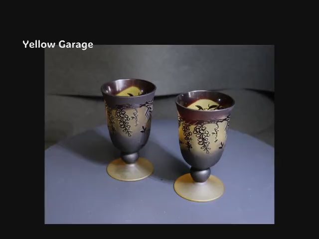 すりガラスに浮かぶ植物文様
小さなグラスに込められた優雅な時間動画