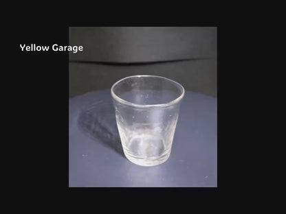 手にしたときの存在感が印象的なヨーロッパのアンティークグラス＿動画