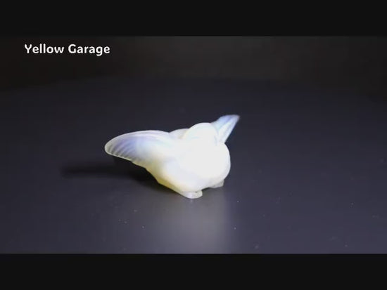 Sabino France製 オパルセントガラス小鳥像 “Oiseau aux Ailes Déployées”　動画